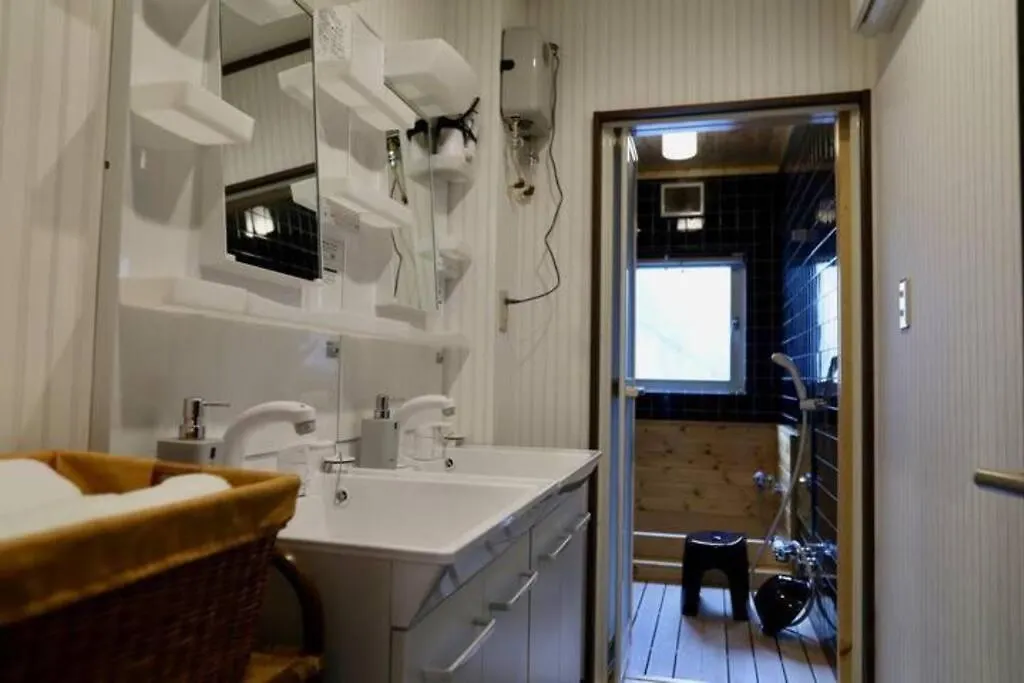 Snow House Hotel Sapporo 0*,